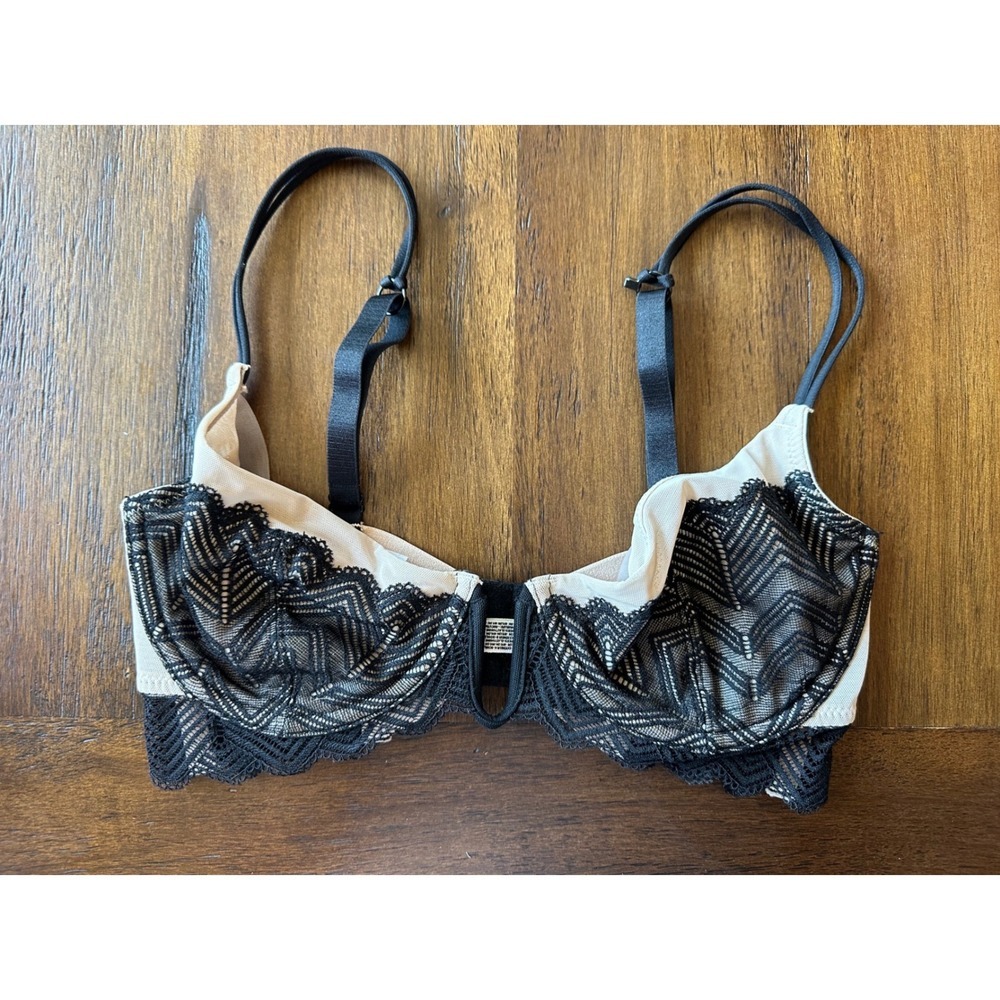 Intimately Free People Black Lace Nude Mesh Underwire Bra 32D Geometric Boho